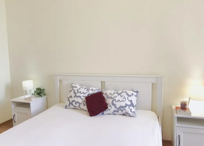 Private Bedroom In Kerepesi בודפשט