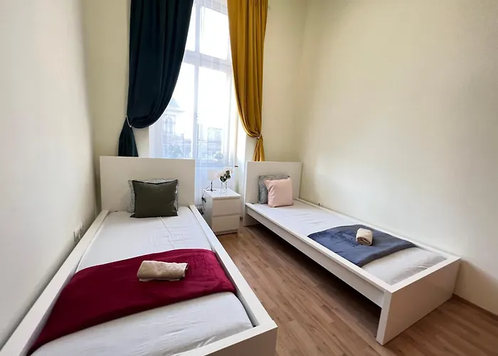 Private Bedroom In Kerepesi *