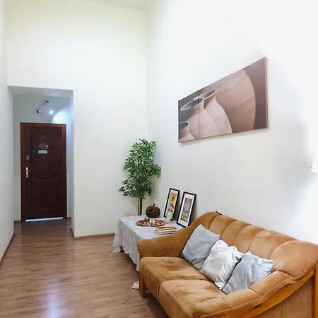 Проживание в семье Private Bedroom In Kerepesi *