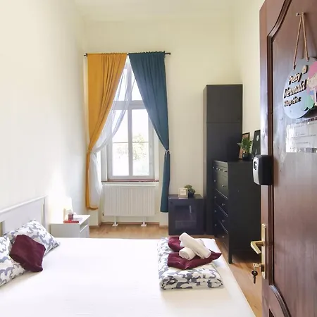 Private Bedroom In Kerepesi * Будапешт