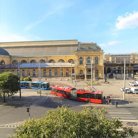 Private Bedroom In Kerepesi * Будапешт