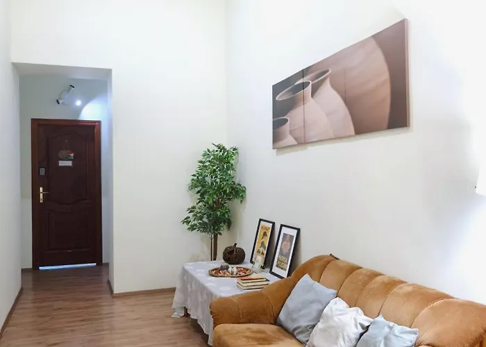 Gazde/Camere de închiriat Private Bedroom In Kerepesi *