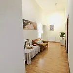 Private Bedroom In Kerepesi Homestay