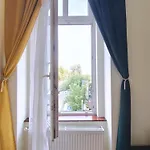 Private Bedroom In Kerepesi Homestay *