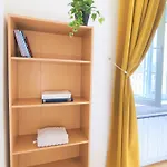 Homestay Private Bedroom In Kerepesi *