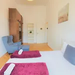 Private Bedroom In Kerepesi Homestay *