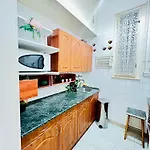 Private Bedroom In Kerepesi *