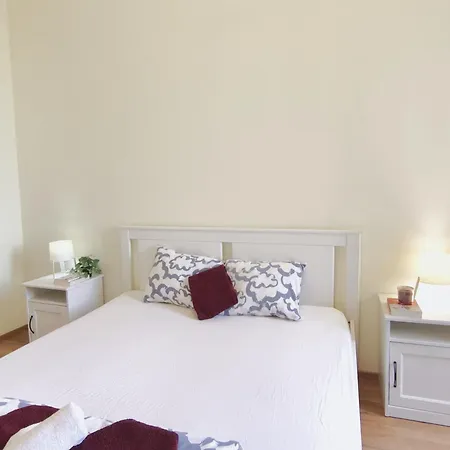 Private Bedroom In Kerepesi Budapešť